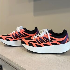 Adidas Adizero Swirlfoam Black, Orange, and Purple Women's Athletic Shoes Size 7